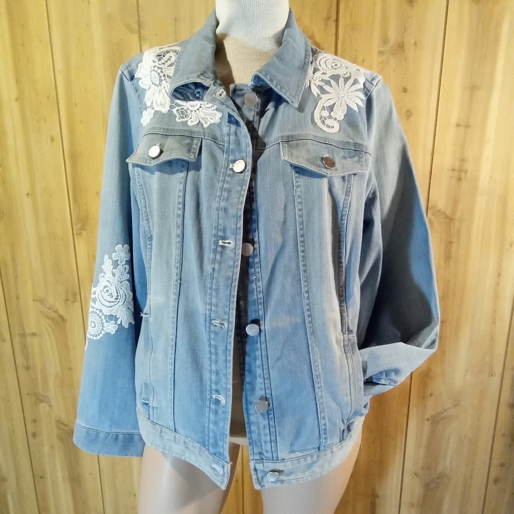 Jean jacket - Picture 1 of 4
